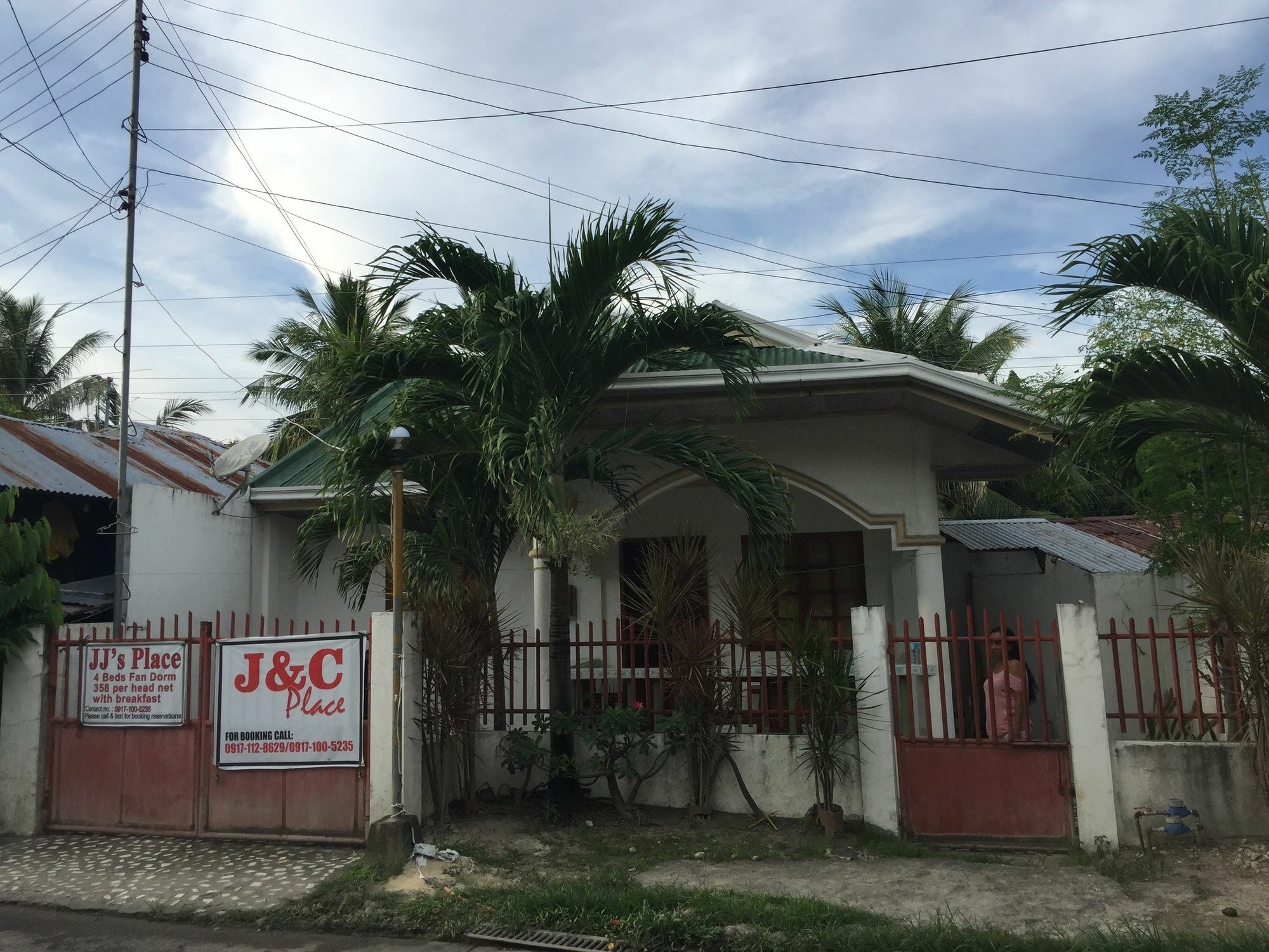 J & C Guesthouse Moalboal Esterno foto
